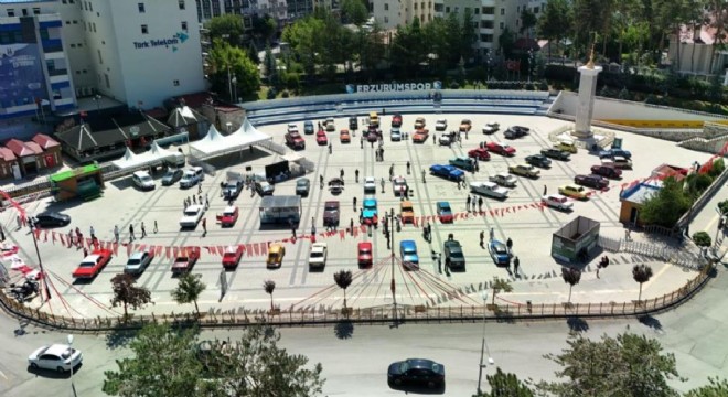'Klasik Otomobil Fuarı' yoğun ilgi buldu
