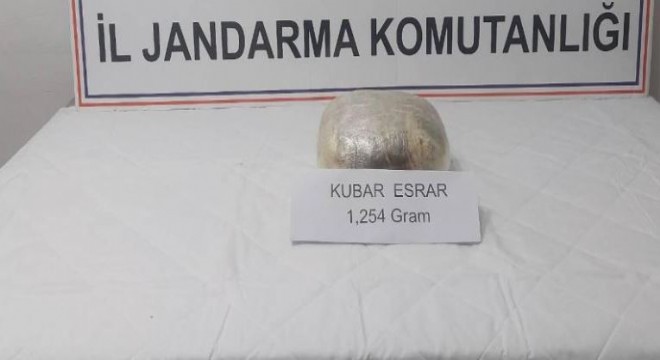 1,2 kilo esrar ele geçirildi