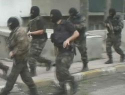 Çete operasyonunda 4 tutuklama