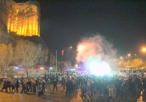 Kurtuluş coşkusu sabaha kadar sürdü