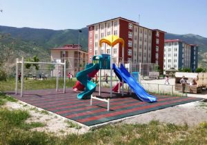 Büyükşehir, 120 noktaya çocuk oyun grubu kurdu