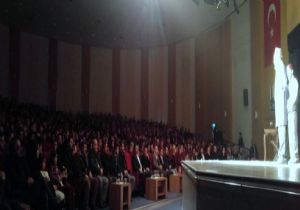 ÖĞDER'den tiyatro etkinliği