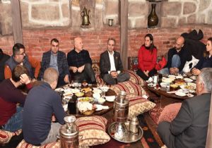 Sekmen: ‘Erzurum Anadolu'nun yüreğidir'