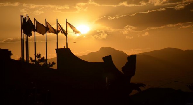 ATAUNİ'den Gürcistan'a Nevruz köprüsü