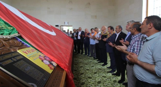 Abdulvehhap Gazi ve Bamsı Beyrek'e vefa