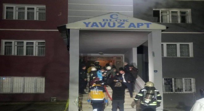 Adnan Menderes'te yangın