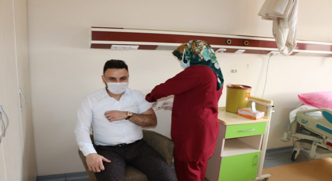 Aşkale'de aşı süreci başladı