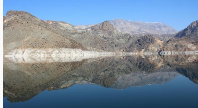 Ayvalı Barajında büyüleyen görüntü