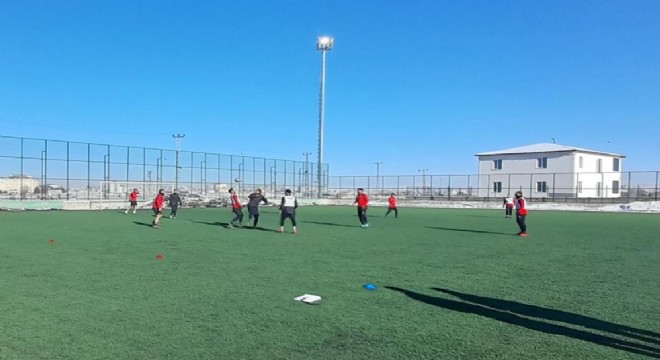 BAL'da doğu derbisi