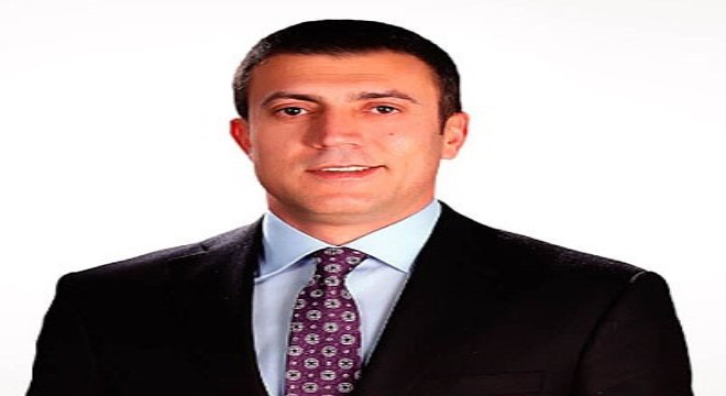 Başkan Eren kürsüde kalp krizi geçirdi