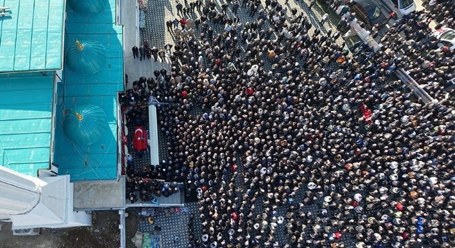 Bursalı şehit binbaşıyı binlerce kişi uğurladı