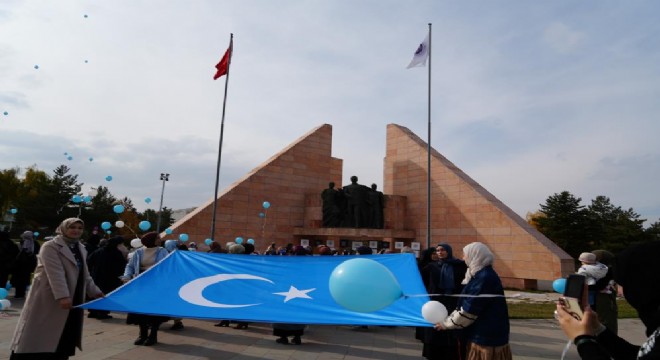 Doğu Türkistan'ın sesi oldular