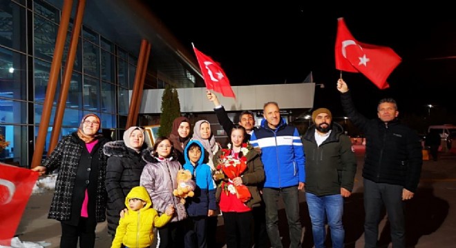 Dünya ikincisi Uruk'a coşkulu karşılama