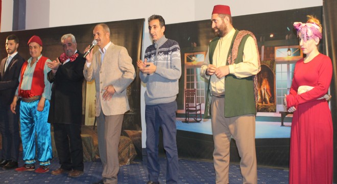 EBB Sanat Merkezi'nden ilçe ilçe tiyatro gösterisi