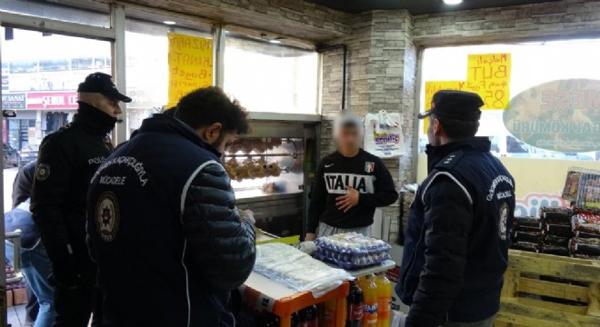 Emniyetten kaçak göçmen operasyonu