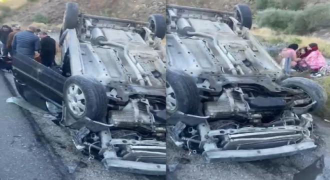 Erzincan yolunda trafik kazası: 3 yaralı