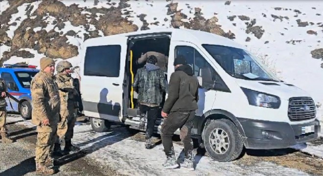 Erzurum'da 37 düzensiz göçmen yakalandı