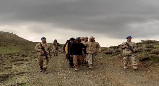 Erzurum'da Jandarmadan kaçak göçmen operasyonu