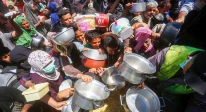 Gazze'de açlık 269 can aldı