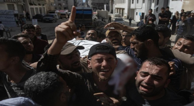 Gazze'de can kaybı 52 bin 810'a yükseldi