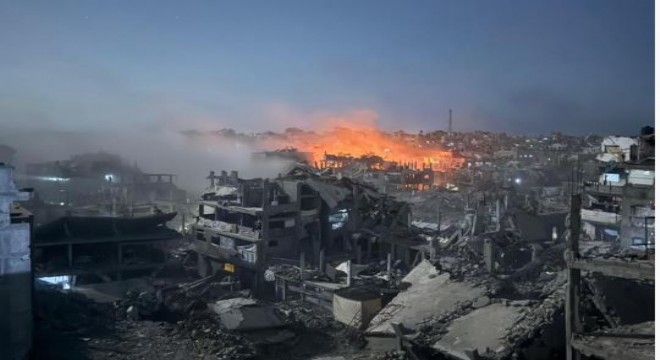 Gazze'de can kaybı 52 bin 928'e yükseldi