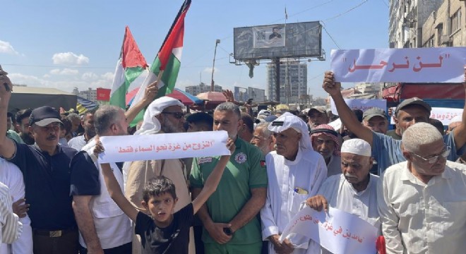 Gazzeliler, ‘Kefen Yürüyüşü' düzenledi