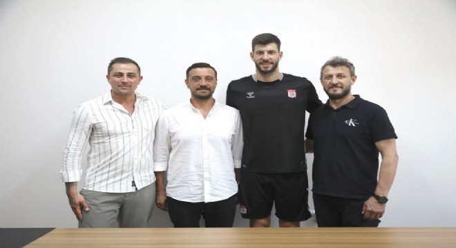 Göktuğ Bakırbaş Sivasspor'da