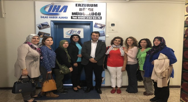 Hayırsever kadınlardan öğrencilere destek