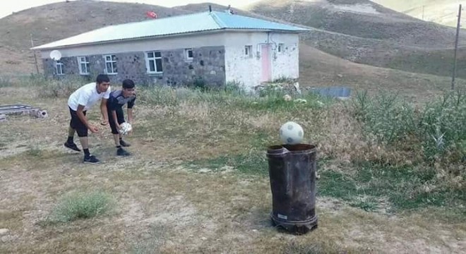 Horasan'da Survivor köy versiyonu