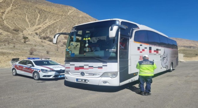 Jandarma 5 bin 592 aracı kontrol etti