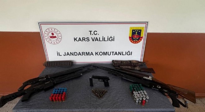 Jandarmadan silah ve mühimmat operasyonu