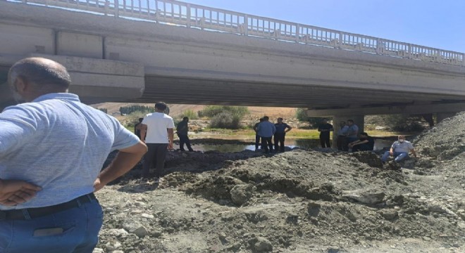Karasu'da kayıp kadın yolcuya ulaşılmaya çalışılıyor