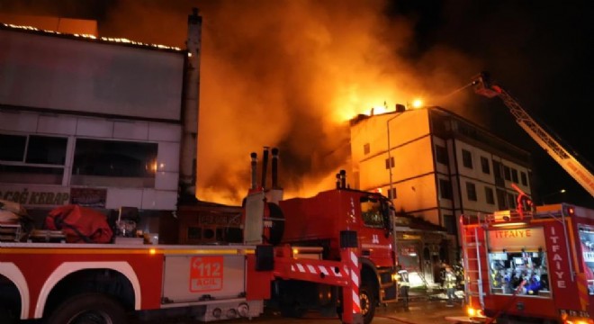 Kongre'deki yangın kontrol altına alındı