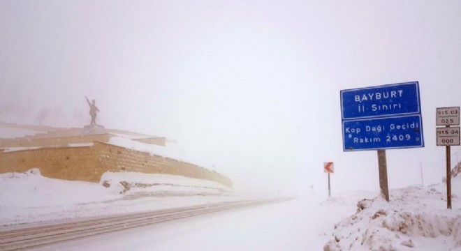 Kop'ta kar ve tipi ulaşımı olumsuz etkiledi