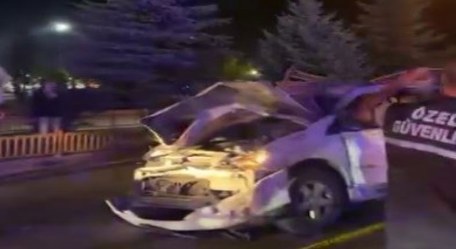 Lastiği patlayan araç takla attı; 4 yaralı