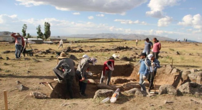 Malazgirt Savaşı'nın yapıldığı alan araştırılıyor