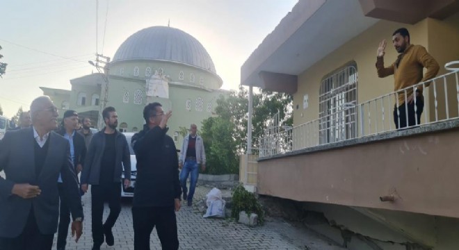 Memiş, Hatay'da vatandaşların bayramını kutladı