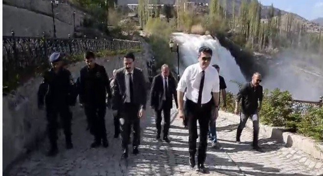 Memiş, Tortum Şelalesi'nde incelemelerde bulundu