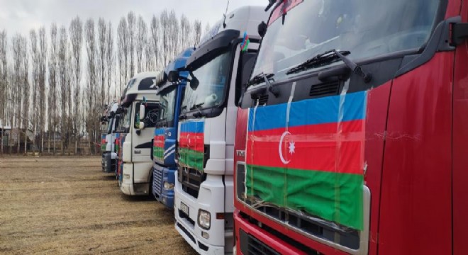 Nahçıvan'dan Türkiye'ye 38 yardım tırı