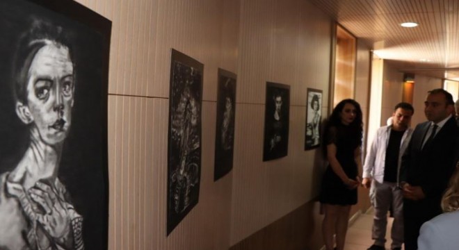 Oltu MYO'dan Duyguların kara kalem resim sergisi