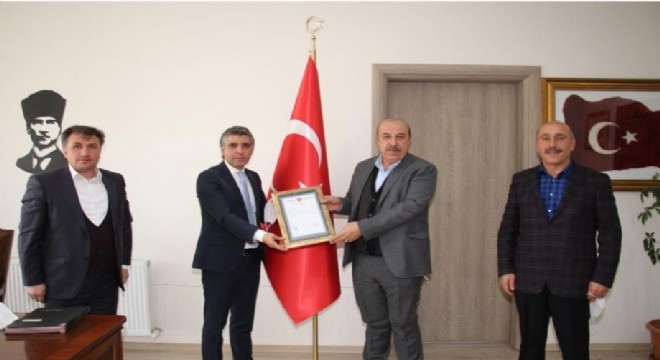 Oltu Tuğla Fabrikası'nın tapusu verildi