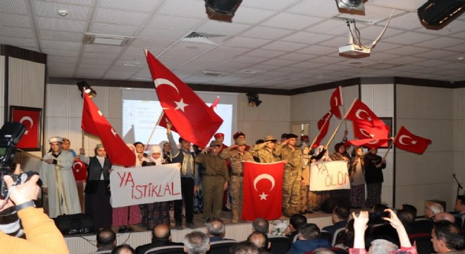 Oltu'da milli coşku