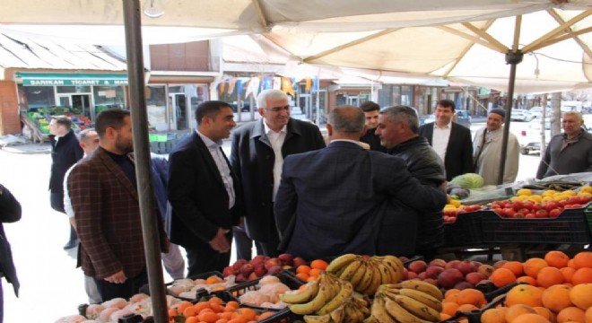 Öz Tekman'da esnafı dinledi