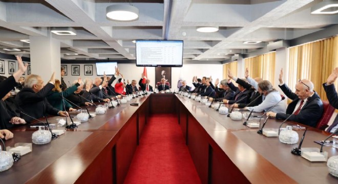 Özvar ATAUNİV Senato toplantısına katıldı