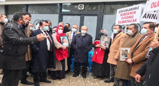 STK'lardan  evlat nöbetindeki annelere destek