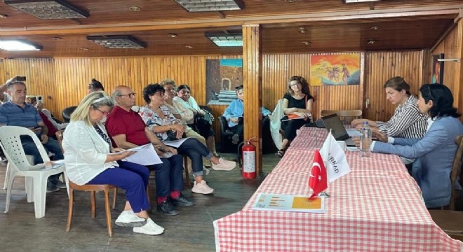 SÜRKAD'dan sokak hayvanları mevzuatı raporu