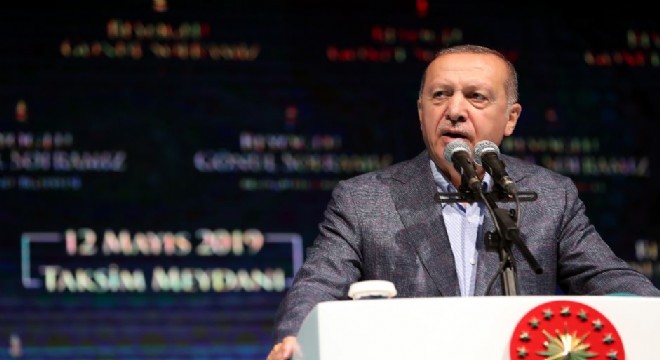 ‘Sanatçı dalkavukluk yapmaz'