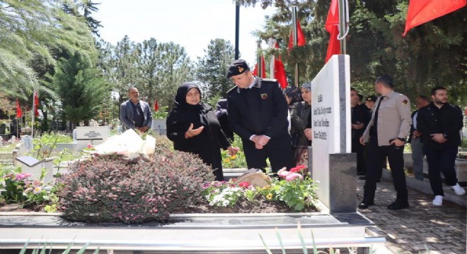 Şehit Uğurelli dualarla anıldı