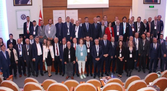 Sekmen: ‘Tarihimizi iyi okumalıyız'