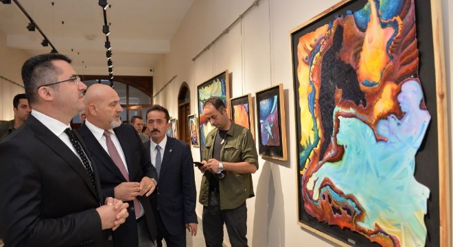 Tarihi mekanda “Yüzde 100” Erzurum Sergisi